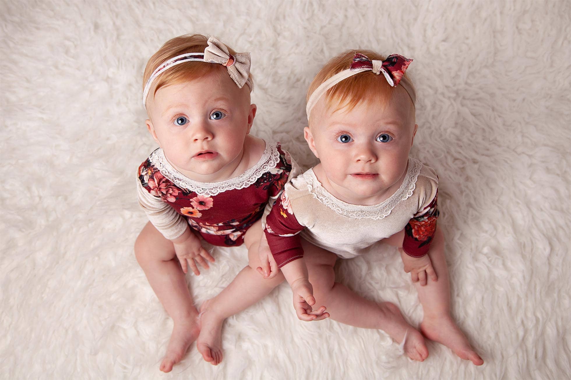 Family Photographer Shrewsbury, Baby photographer shrewsbury, twin baby girls, photographer shrewsbury
